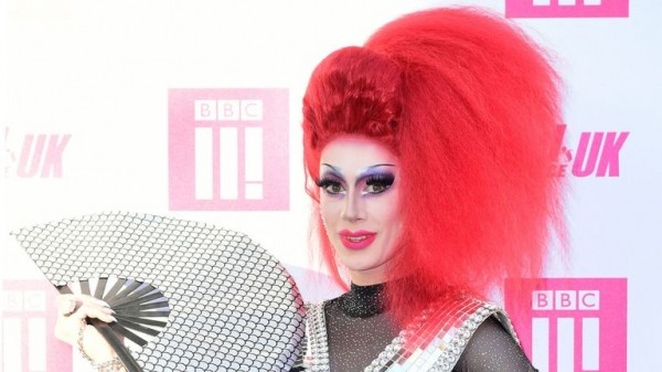 
                              Camp meets politics: Queens on the pink carpet of Drag Race UK premiere
                      