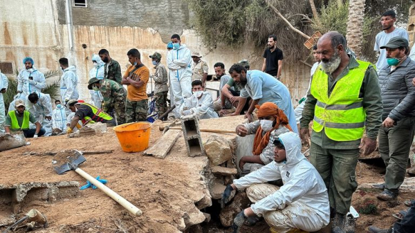 Libya floods: Hope remains survivors can found after Derna dam disaster as 'cries heard' beneath rubble 