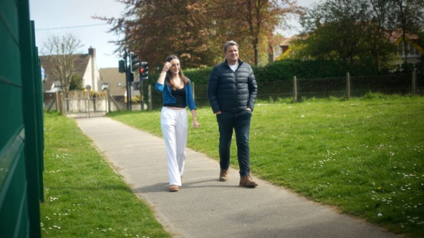 Teen describes why she left 'hellhole' school to learn online - as country could face education shake-up